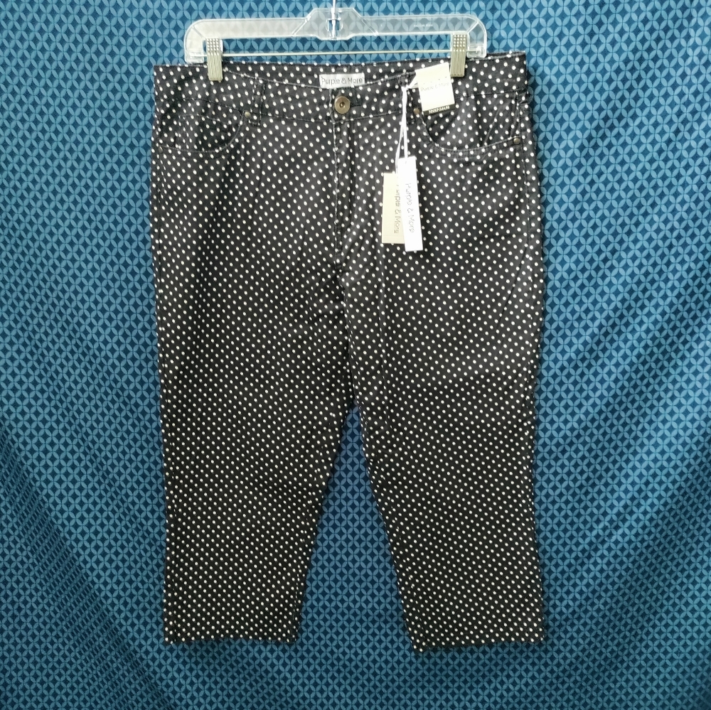Purple & More - Women's black and white polkadot stretch capris. New. Size -L
